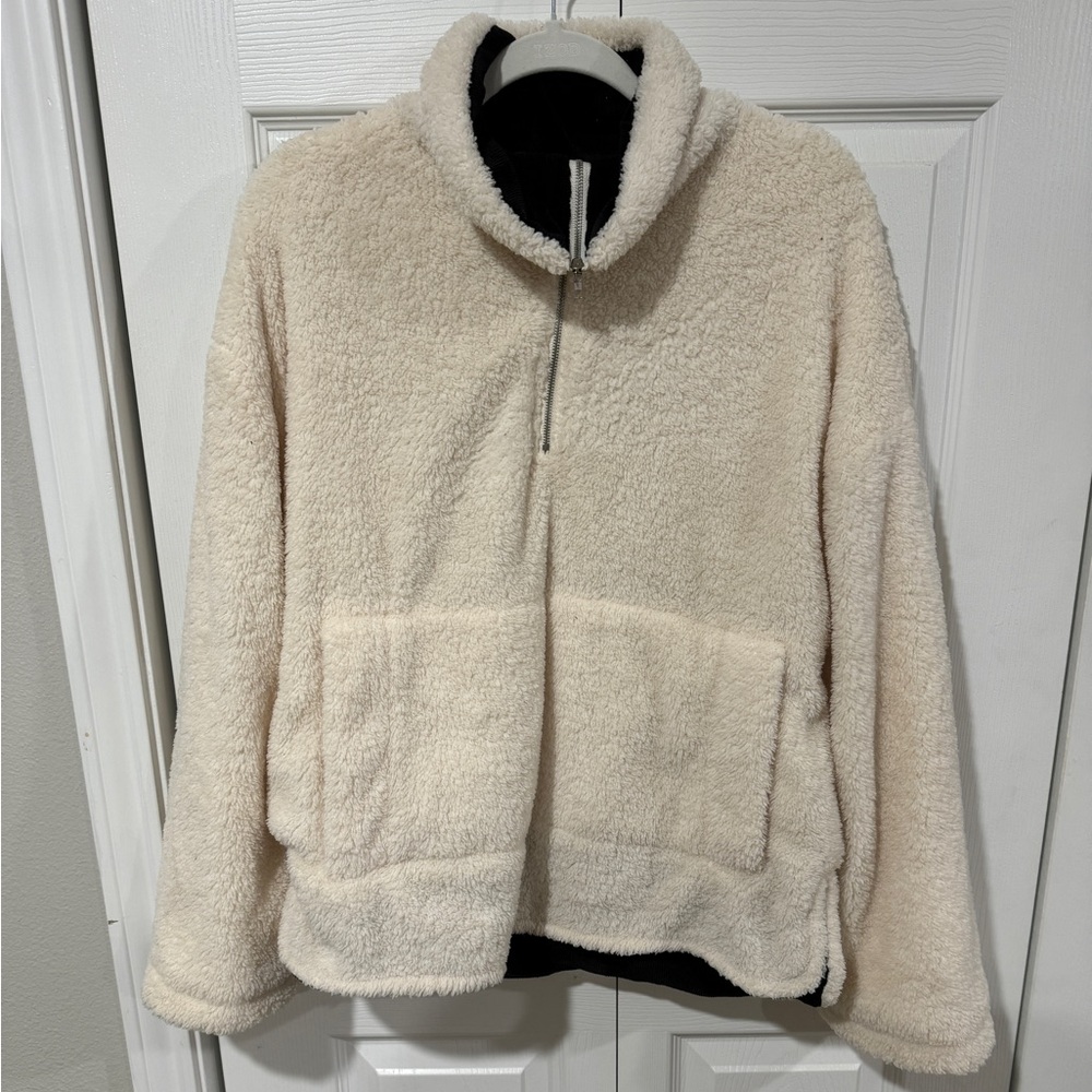 UMGEE soft fuzzy pullover